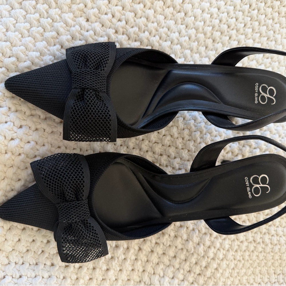 Giorgio Brutini Black Pointed Toe Slingback Heels with Mesh Bow